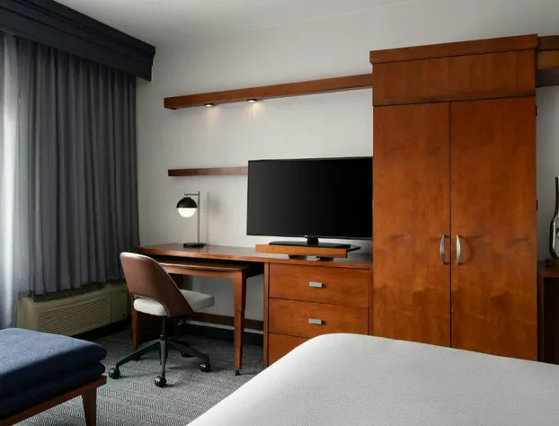 Courtyard by Marriott Dayton-University of Dayton hotel detail image 1