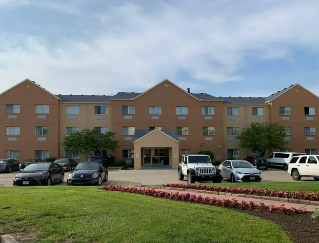 Clarion Pointe Fairborn near Wright Patterson AFB hotel detail image 1