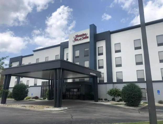 Hampton Inn & Suites Dayton - Vandalia hotel detail image 2
