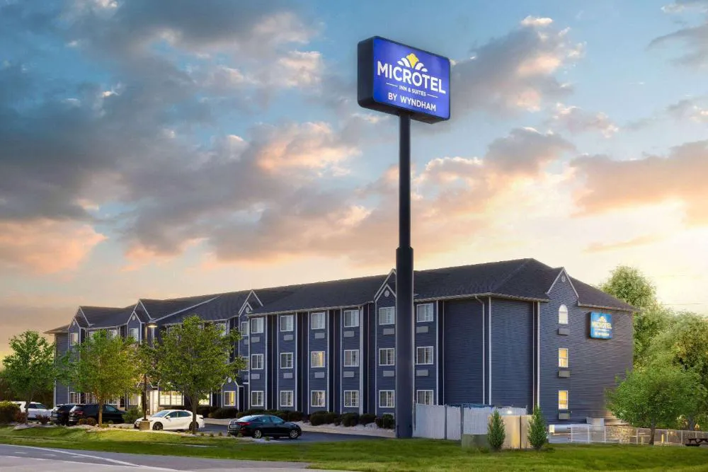 Microtel Inn & Suites by Wyndham Dover hotel hero