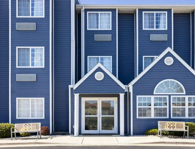 Microtel Inn & Suites by Wyndham Dover hotel detail image 3