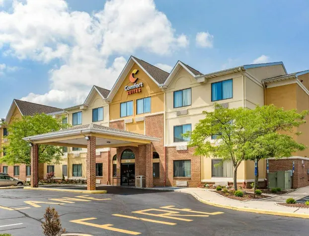 Comfort Suites Dover University Area hotel detail image 1