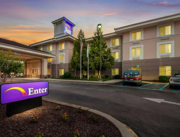 Sleep Inn & Suites Dover University Area hotel detail image 3