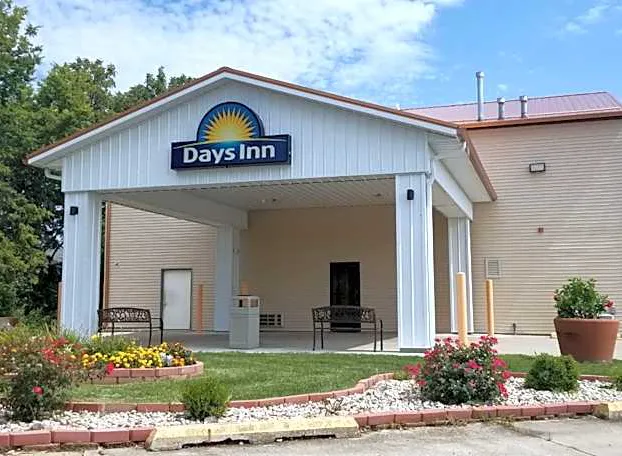 Days Inn by Wyndham Springfield hotel detail image 2