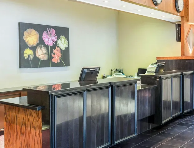 Clarion Hotel Somerset - New Brunswick hotel detail image 2