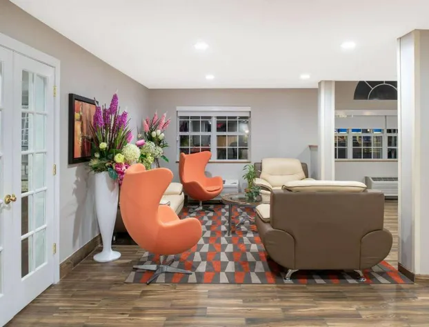 Microtel Inn & Suites by Wyndham Springfield hotel detail image 4