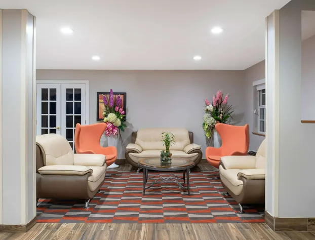 Microtel Inn & Suites by Wyndham Springfield hotel detail image 2