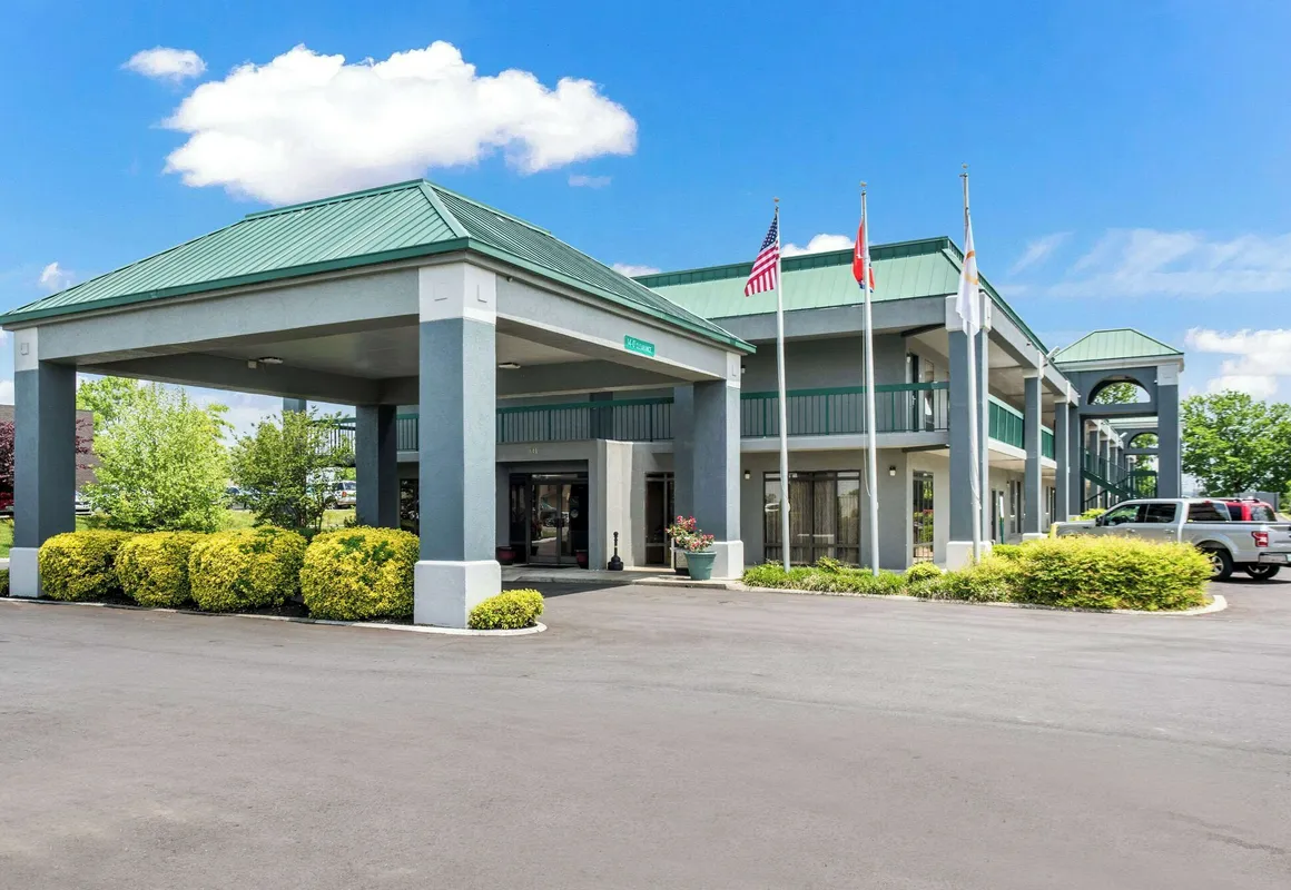 Quality Inn Lebanon hotel hero