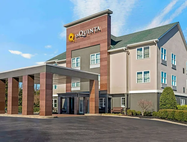 La Quinta Inn & Suites by Wyndham Lebanon hotel detail image 2