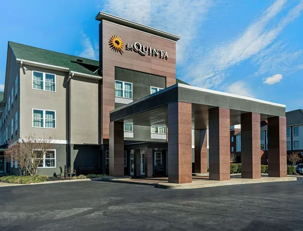 La Quinta Inn & Suites by Wyndham Lebanon hotel detail image 3