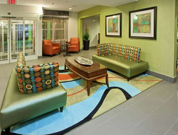 La Quinta Inn & Suites by Wyndham Lebanon hotel detail image 4