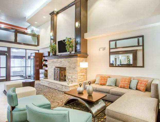 Comfort Suites Lebanon hotel detail image 4