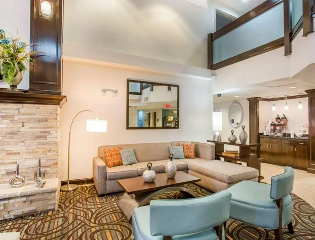 Comfort Suites Lebanon hotel detail image 2