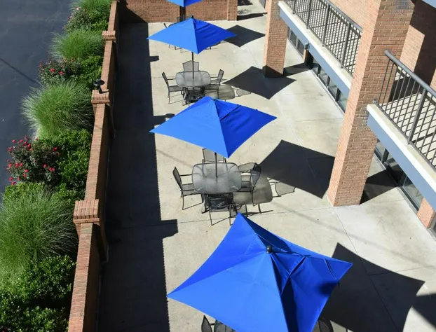 Days Inn by Wyndham Lebanon hotel detail image 3