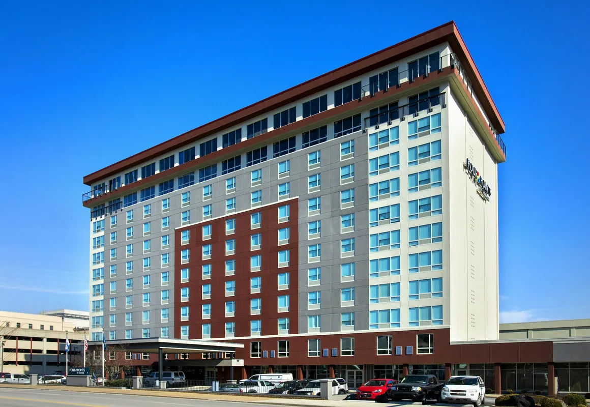 Four Points by Sheraton Charleston hotel hero