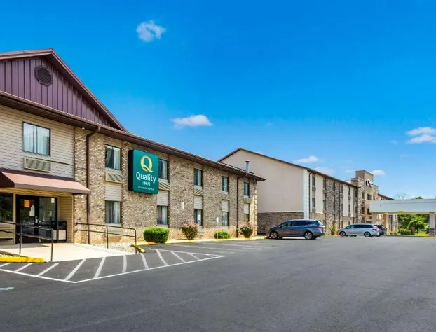 Quality Inn Charleston South hotel detail image 4