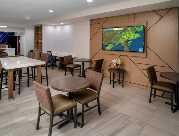 Holiday Inn Express Charleston-Kanawha City by IHG hotel detail image 2