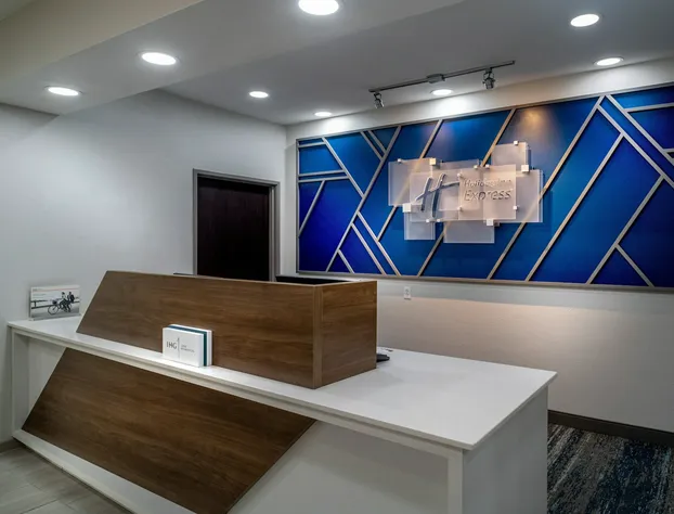 Holiday Inn Express Charleston-Kanawha City by IHG hotel detail image 1