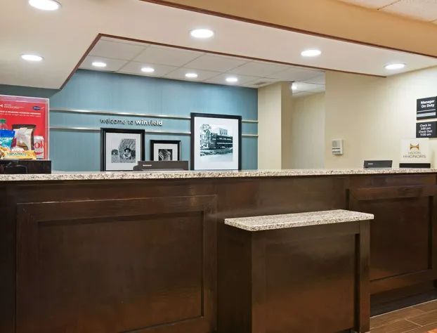 Hampton Inn Winfield/teays Valley hotel detail image 3