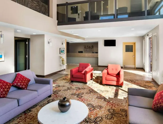 Best Western Plus Osoyoos Hotel & Suites hotel detail image 3