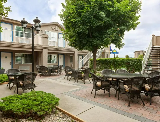 Days Inn by Wyndham Kelowna hotel detail image 2