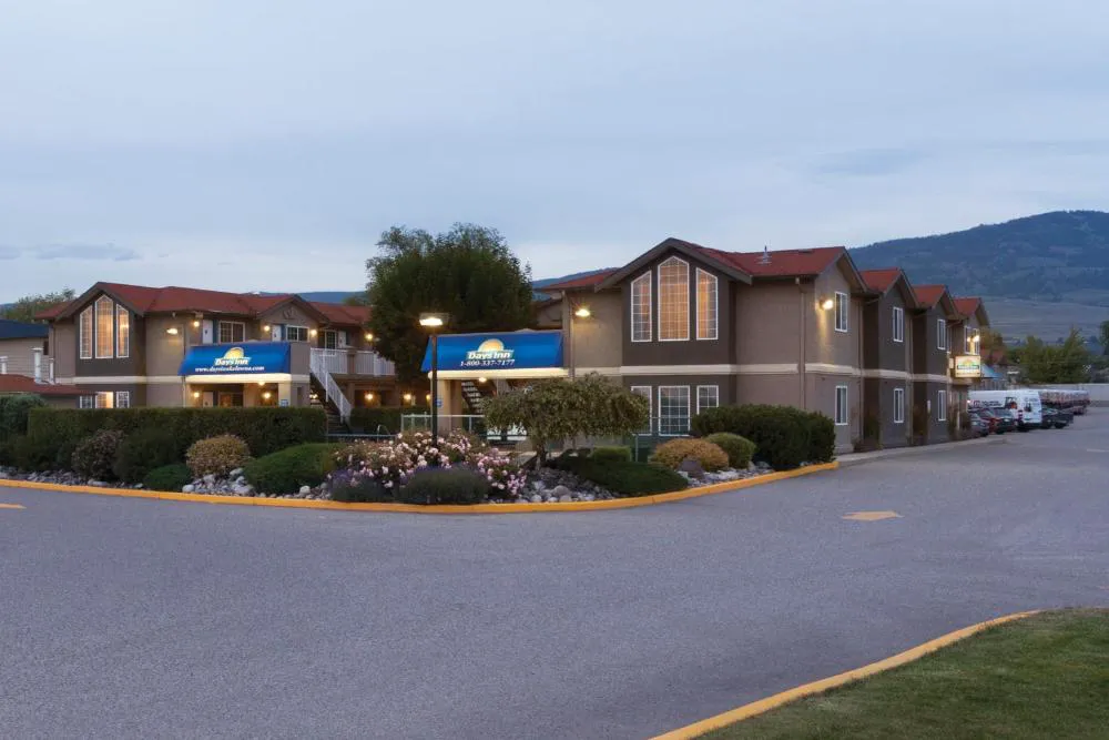Days Inn by Wyndham Kelowna hotel hero