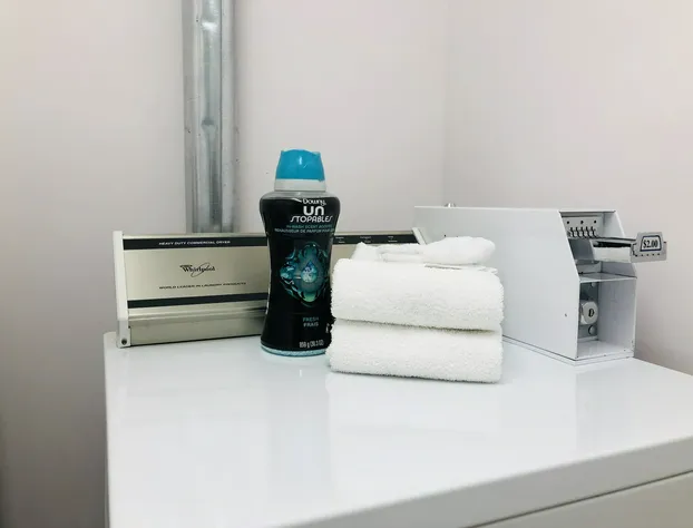 Super 8 by Wyndham Lake Country/Winfield Area hotel detail image 4