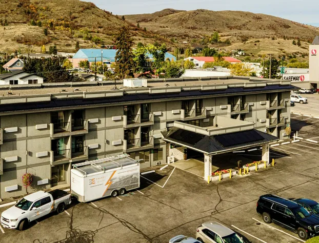 Quality Inn & Suites hotel detail image 1