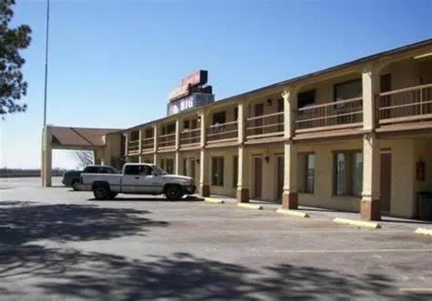 Quest Inn hotel hero