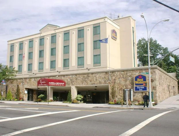 Best Western Queens Gold Coast hotel detail image 2