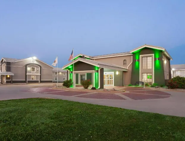 La Quinta Inn by Wyndham Champaign hotel detail image 2