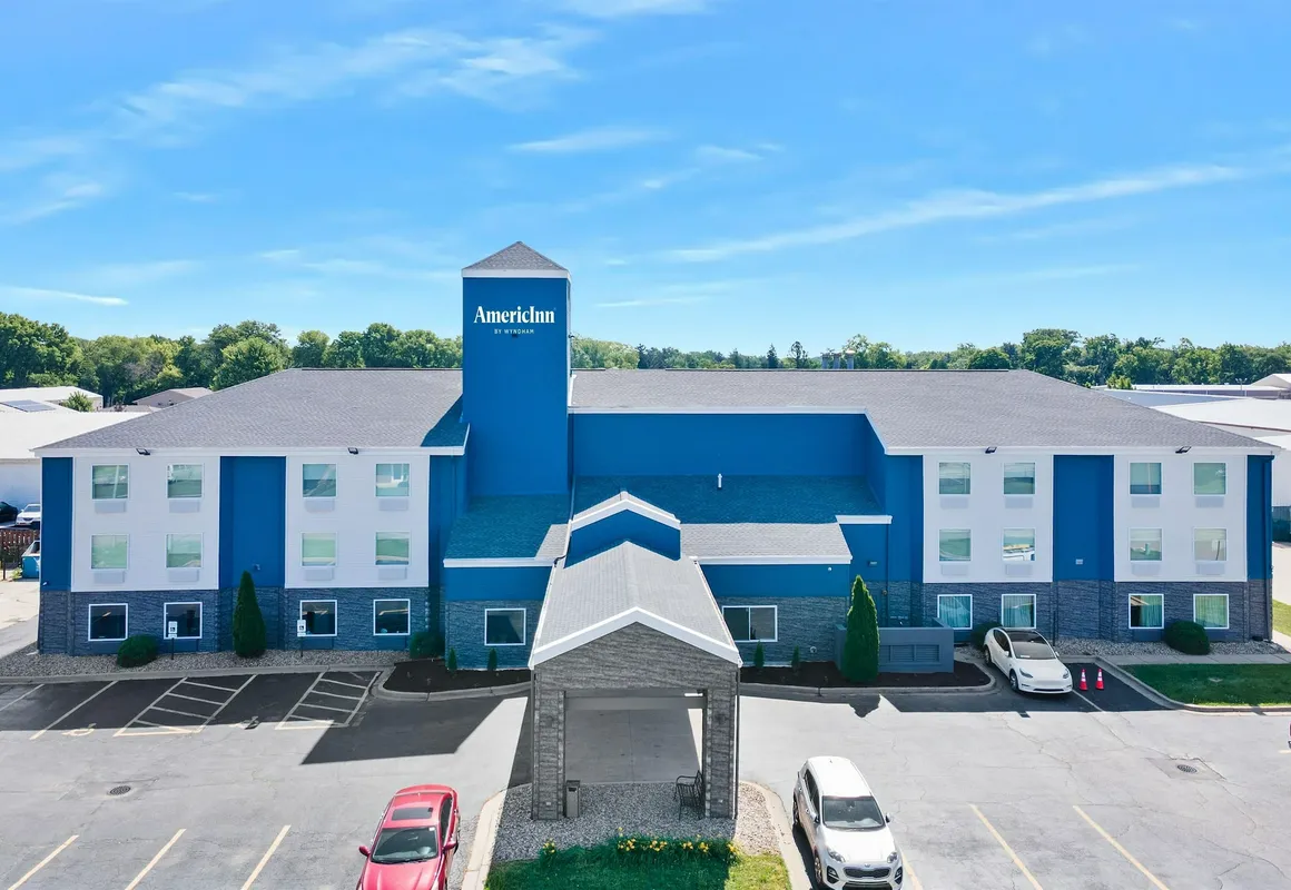 AmericInn by Wyndham Urbana/Champaign University Area hotel hero