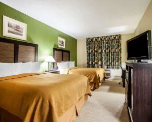 Quality Inn & Suites Champaign North - Urbana hotel detail image 2