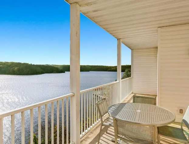 WorldMark Lake of the Ozarks hotel detail image 2