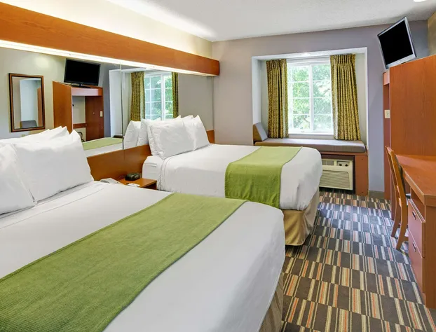 Microtel Inn & Suites by Wyndham Cherokee hotel detail image 4