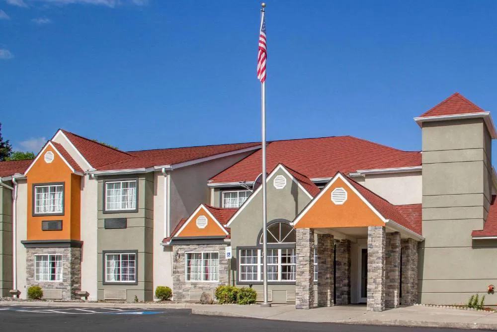 Quality Inn & Suites Maggie Valley - Cherokee Area hotel hero