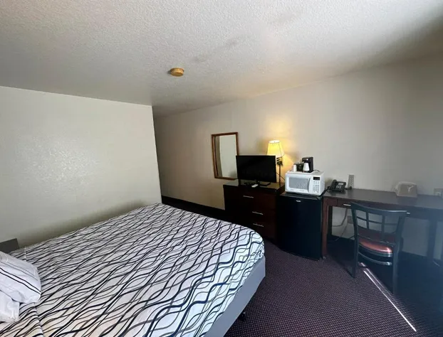 Simple Rewards Inn hotel detail image 1