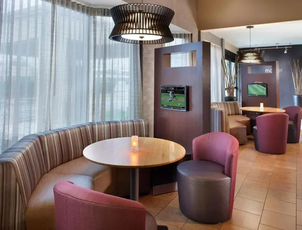 Courtyard by Marriott Fayetteville hotel detail image 3