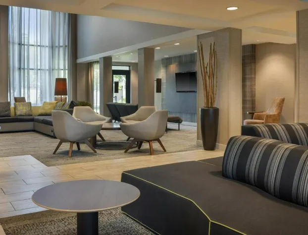 Courtyard by Marriott Springfield Airport hotel detail image 3