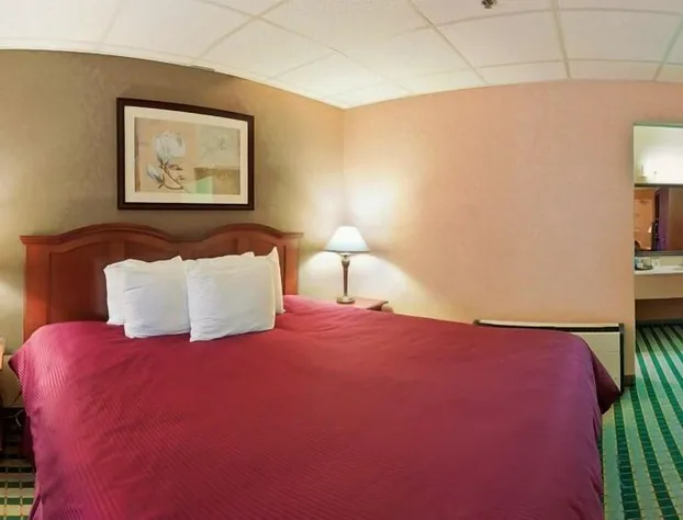 Clarion Hotel Palmer Inn hotel detail image 1