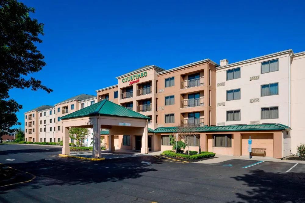 Courtyard by Marriott Cranbury South Brunswick hotel hero