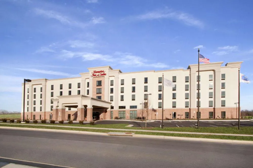 Hampton Inn & Suites Charles Town hotel hero