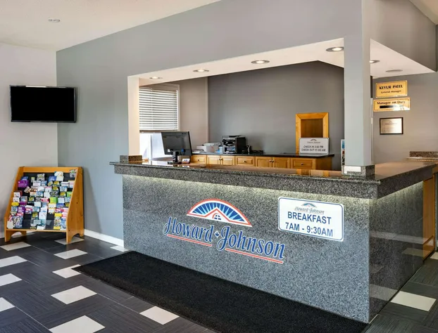 Howard Johnson by Wyndham Gananoque hotel detail image 3