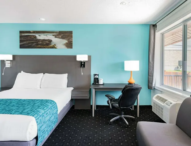 Howard Johnson by Wyndham Gananoque hotel detail image 4