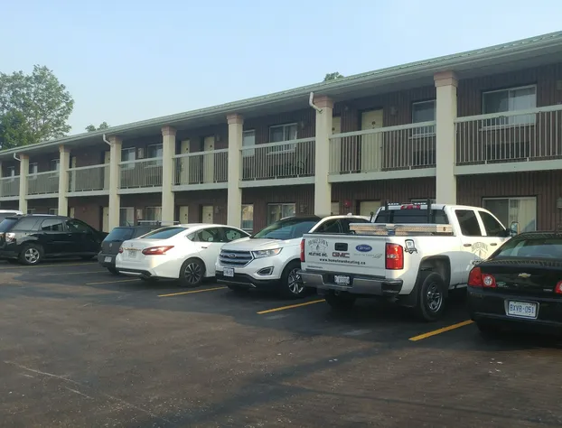 Riviera Inn and Suites 1000 Islands hotel detail image 3