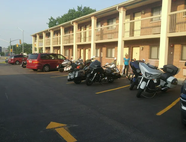 Riviera Inn and Suites 1000 Islands hotel detail image 4