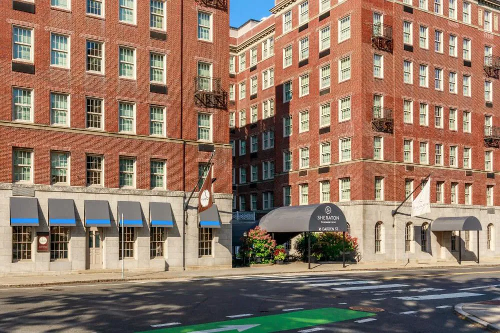 Sheraton Commander Hotel hotel hero