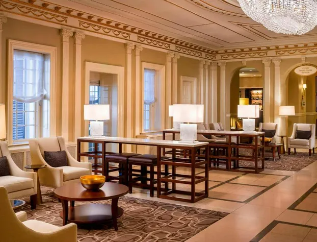 Sheraton Commander Hotel hotel detail image 4