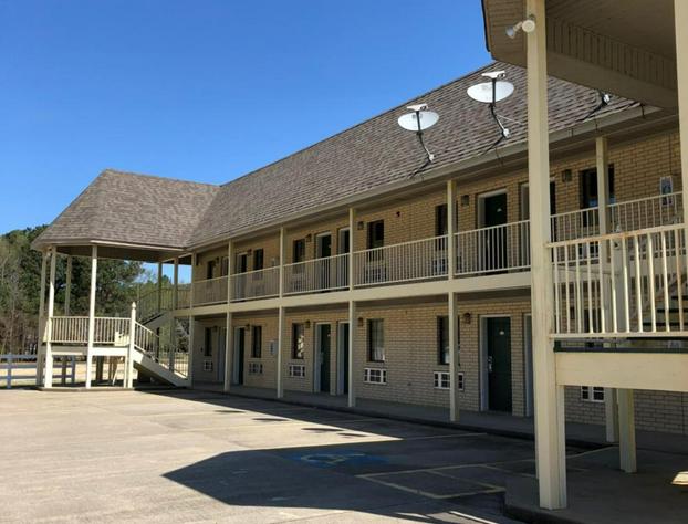 Riverwood Inn of Glenwood hotel detail image 2