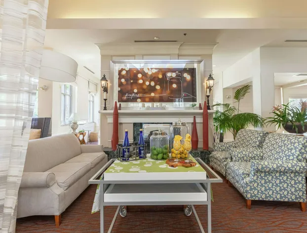 Hilton Garden Inn Palm Springs - Rancho Mirage hotel detail image 3